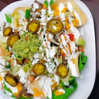 El Primo Special Super Deluxe Steak Nachos Cheese